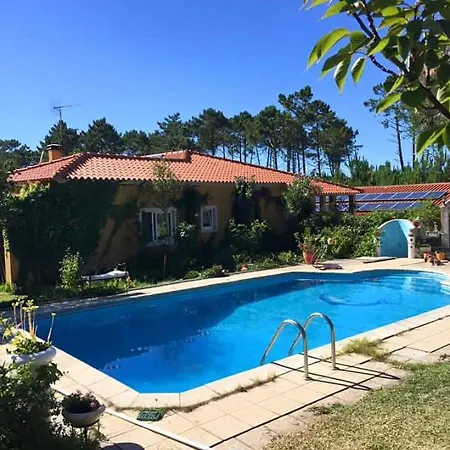 Comfortable In With Shared Pool 30 M² Apartment Nazare